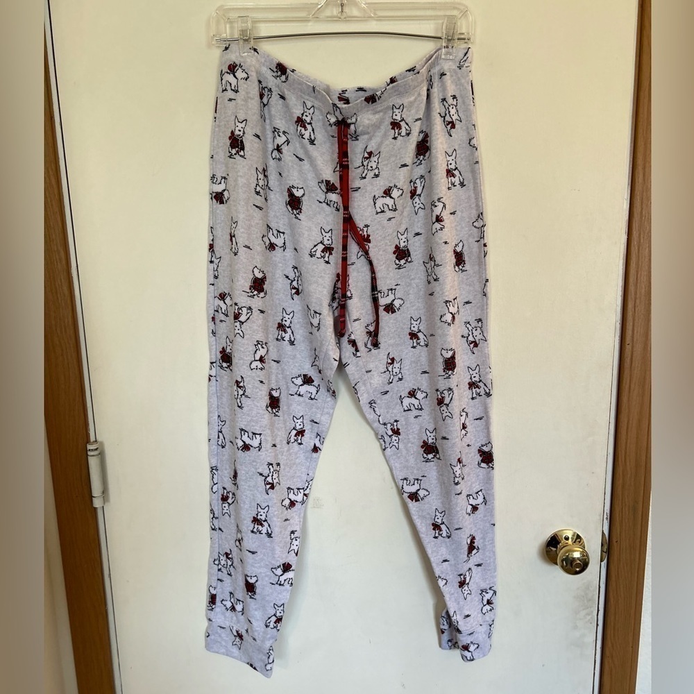 Laura Ashley Pants & Jumpsuits
Laura Ashley Lounge Wear Pants large
